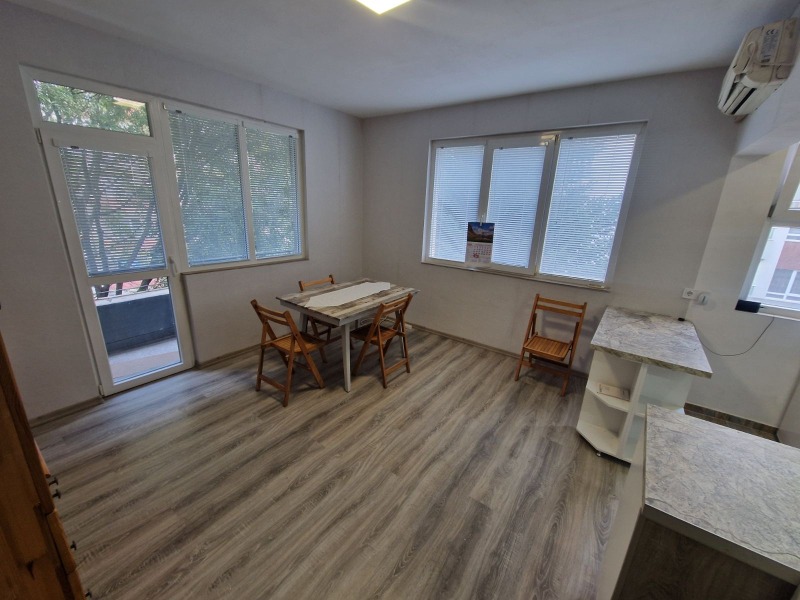 Vuokrattavana  3 makuuhuonetta Varna , Tsentar , 110 neliömetriä | 56564437 - kuva [2]