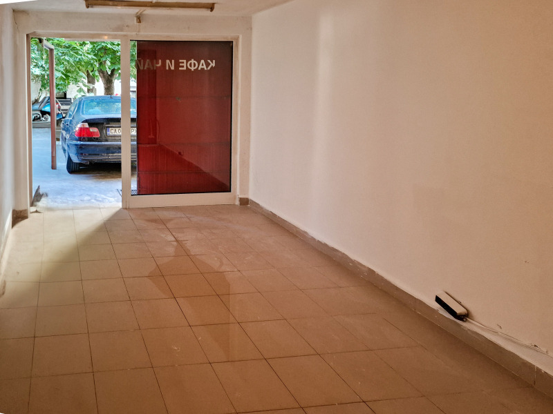 Προς ενοικίαση  Κατάστημα Σοφηια , Βελητε βρεζη , 18 τ.μ | 10688134 - εικόνα [4]
