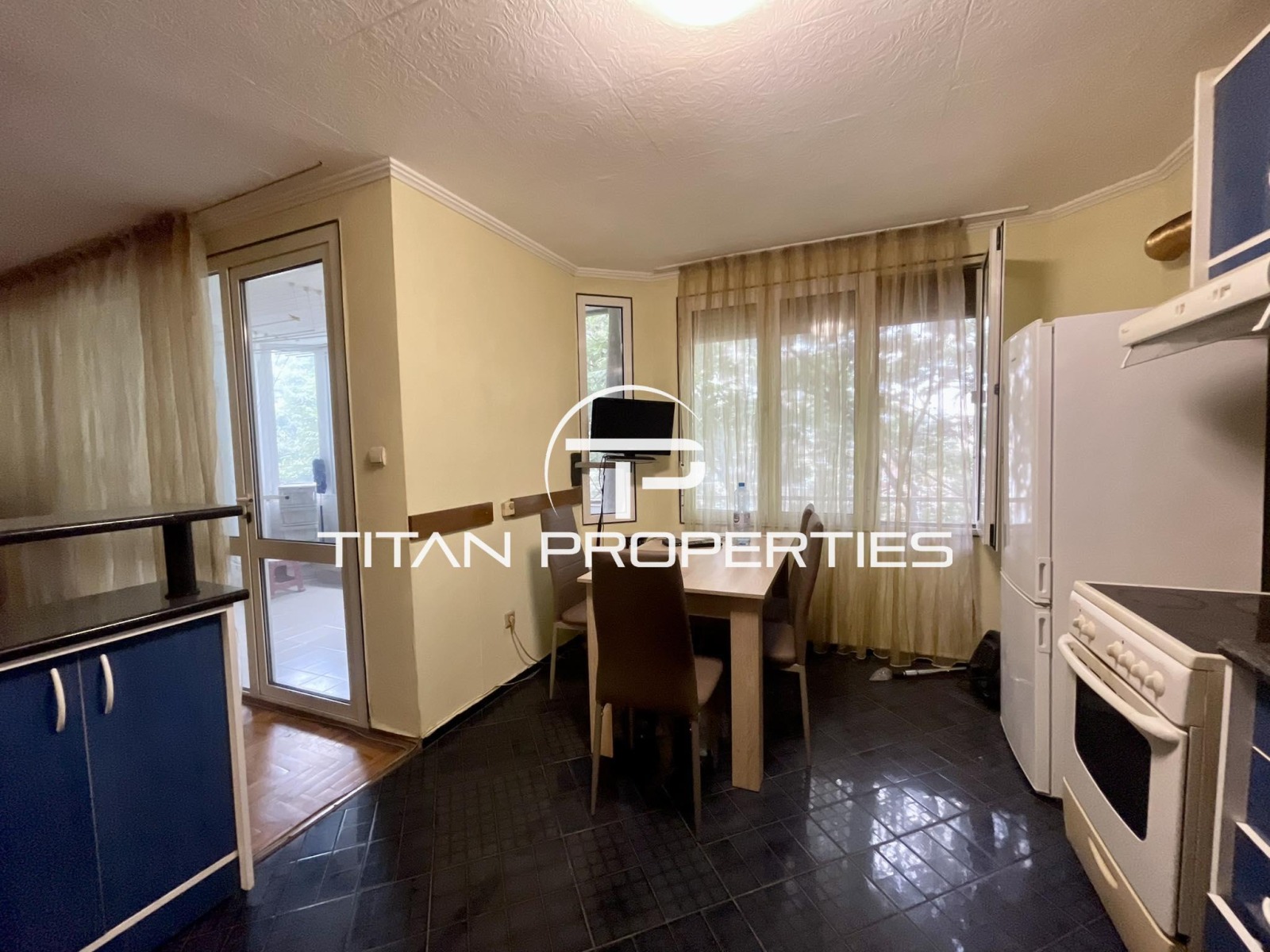 Дава под наем 4-СТАЕН, гр. Варна, Спортна зала, снимка 4 - Апартаменти - 53769316