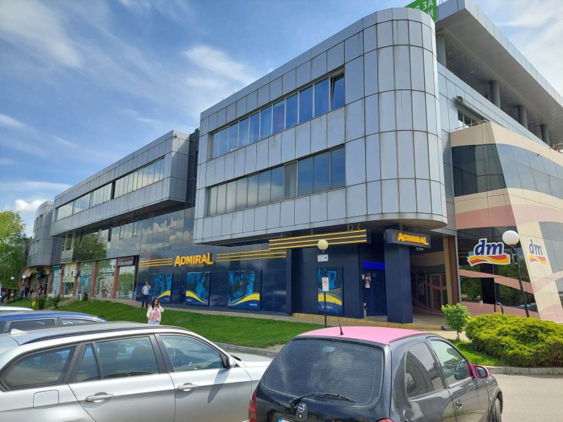 Дава под Наем ОФИС в град София, Люлин - център - 12 кв.м / 110 € » 215.14 лв., АГЕНЦИИ ИЗТОК - ОФИС ЕДЕЛВАЙС
