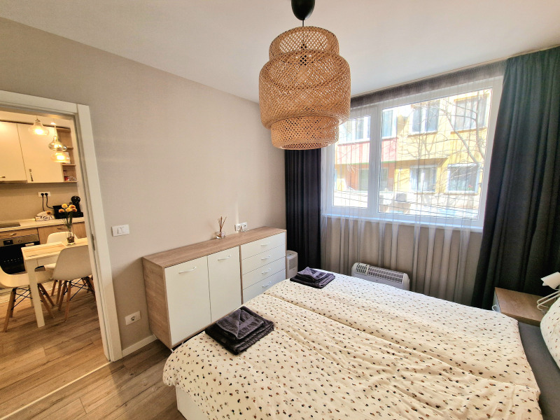 K pronájmu  1 ložnice Varna , Zimno kino Trakija , 50 m2 | 67610775 - obraz [2]