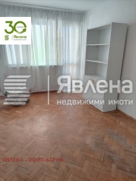 3-стаен град Варна, Гръцка махала 5