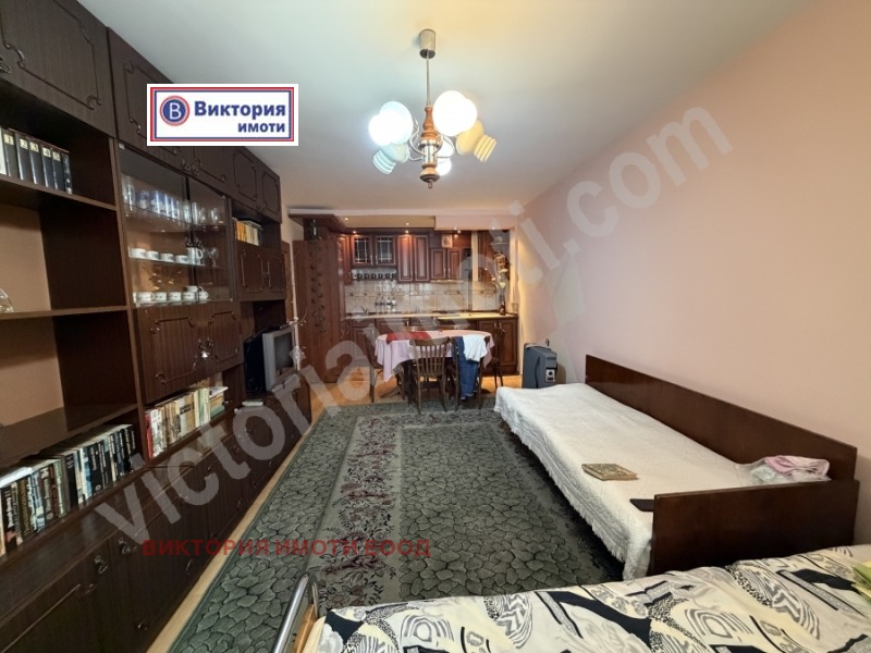 Дава под наем 2-СТАЕН, гр. Велико Търново, Колю Фичето, снимка 3 - Апартаменти - 52398067