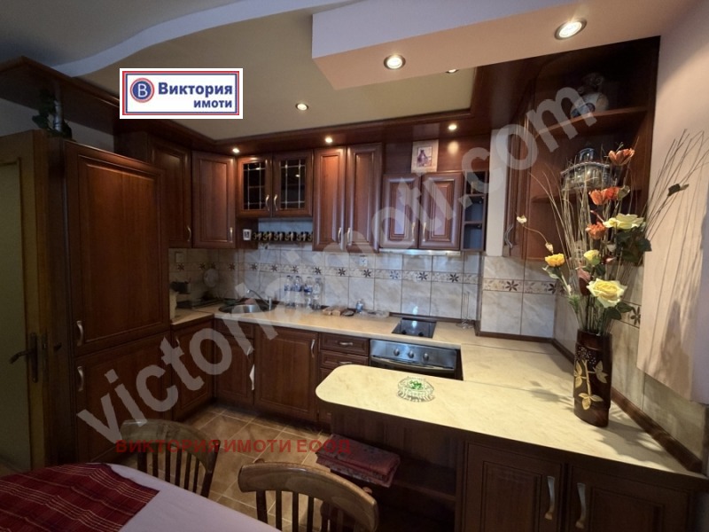 Дава под наем 2-СТАЕН, гр. Велико Търново, Колю Фичето, снимка 2 - Апартаменти - 52398067