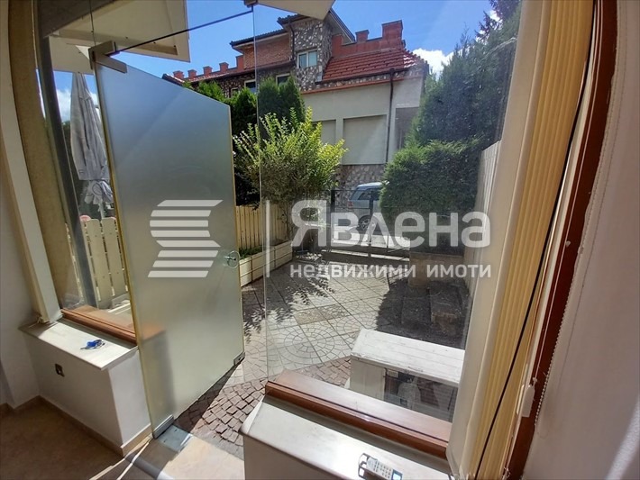 Дава под наем МАГАЗИН, гр. София, Карпузица, снимка 2 - Магазини - 54431716