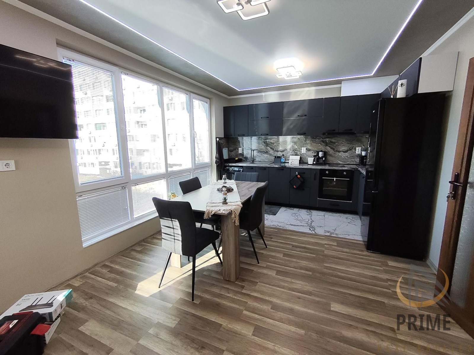 Дава под наем 2-СТАЕН, гр. Бургас, Изгрев, снимка 2 - Апартаменти - 54255570