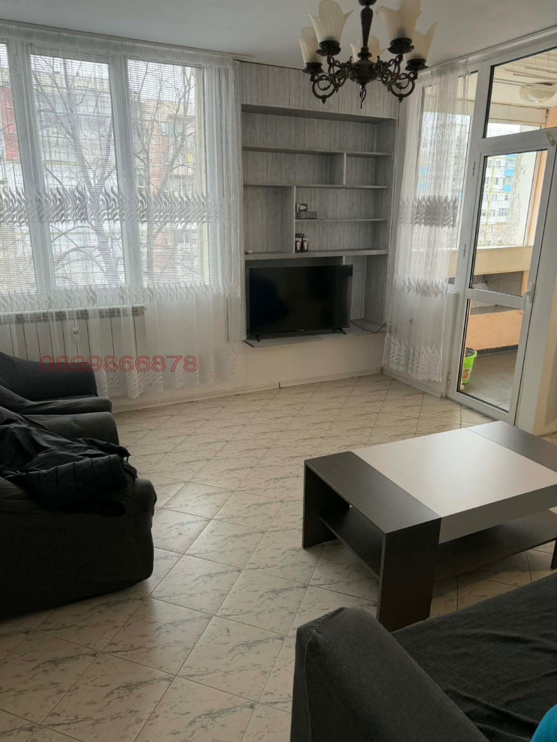 Дава под Наем 3-СТАЕН в град Пловдив, Тракия - 76 кв.м / 450 € » 880.12 лв.