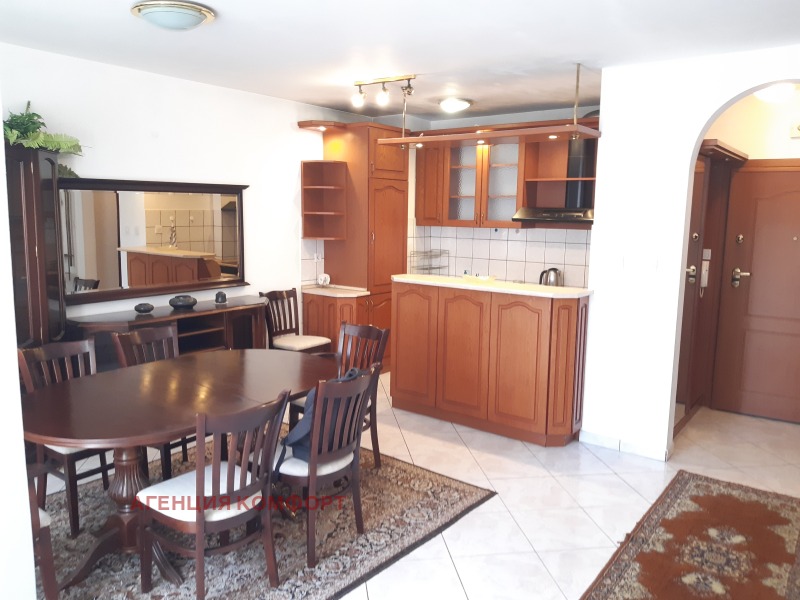 K pronájmu  2 ložnice Sofia , Chladilnika , 114 m2 | 19512800 - obraz [3]