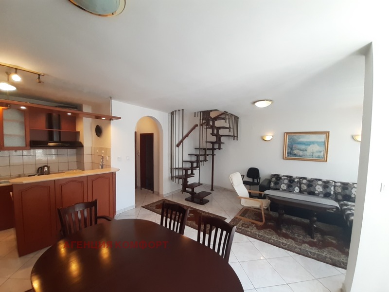 K pronájmu  2 ložnice Sofia , Chladilnika , 114 m2 | 19512800 - obraz [2]