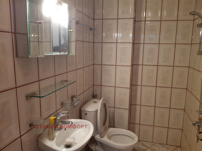 K pronájmu  2 ložnice Sofia , Chladilnika , 114 m2 | 19512800 - obraz [9]