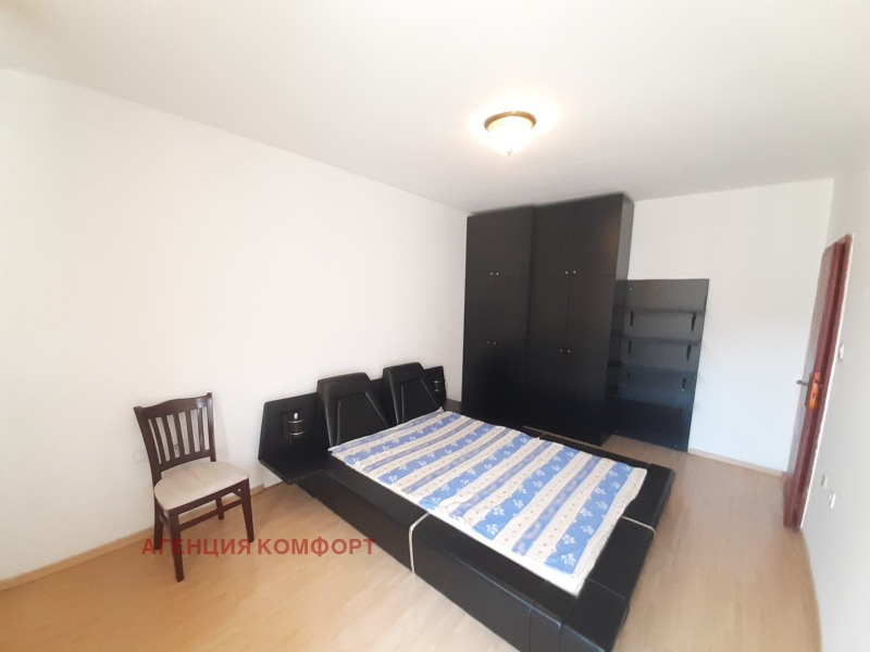 K pronájmu  2 ložnice Sofia , Chladilnika , 114 m2 | 19512800 - obraz [8]