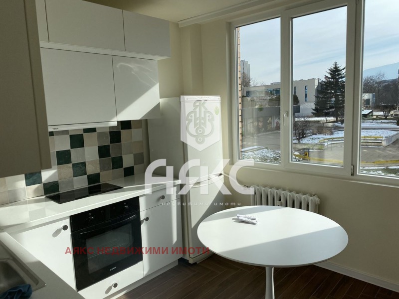 Til leie  1 soverom Sofia , Zona B-5 , 90 kvm | 16902117 - bilde [4]