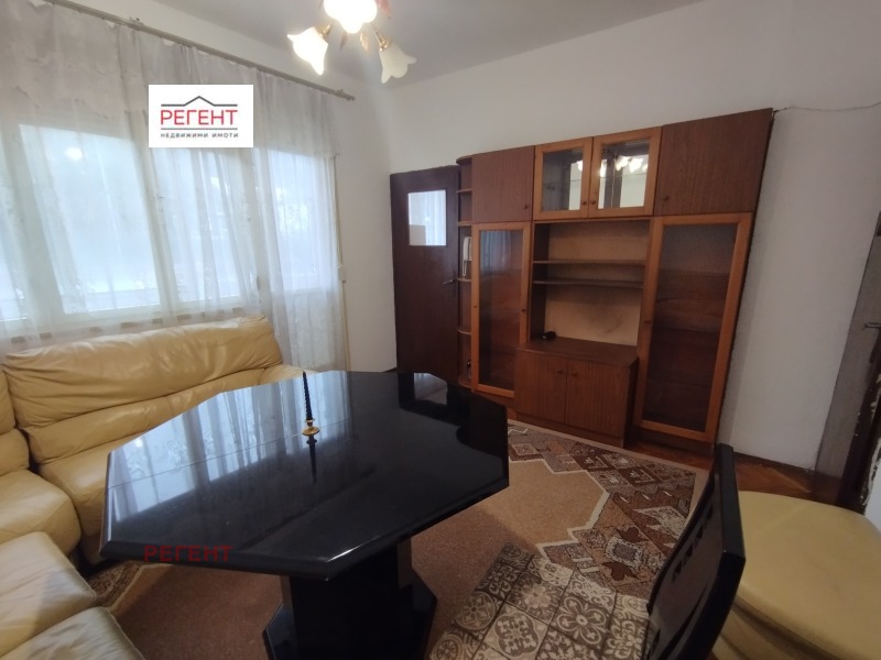 Kiadó  2 hálószobás Gabrovo , Centar , 95 négyzetméter | 11921059 - kép [4]