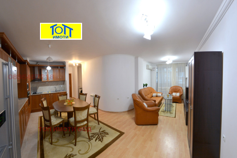 Дава под наем  3-стаен град Русе , Център , 103 кв.м | 36740500 - изображение [2]
