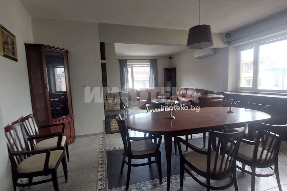 Дава под наем 2-СТАЕН, гр. София, Оборище