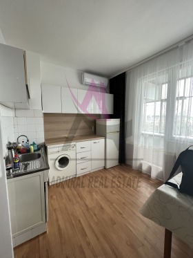 1 ložnice Mladost 1, Varna