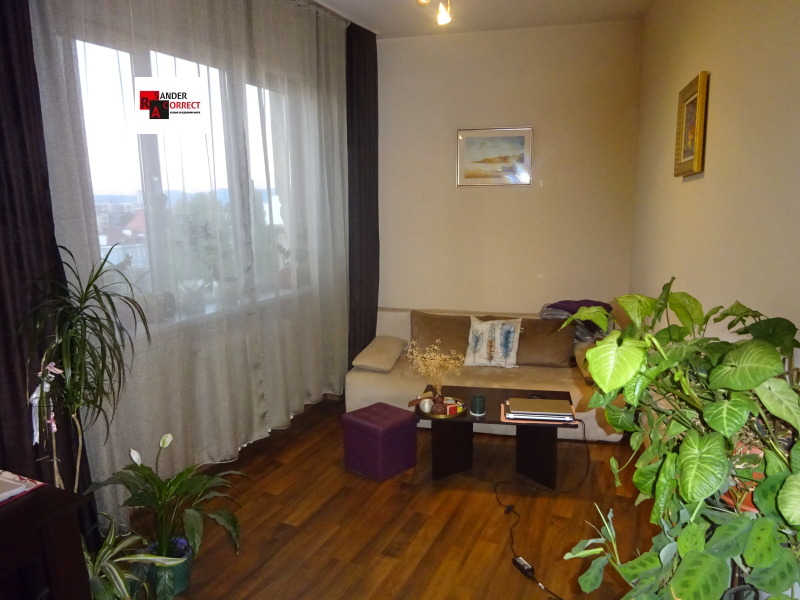 En renta  1 dormitorio Sofia , Tsentar , 55 metros cuadrados | 25562432 - imagen [2]