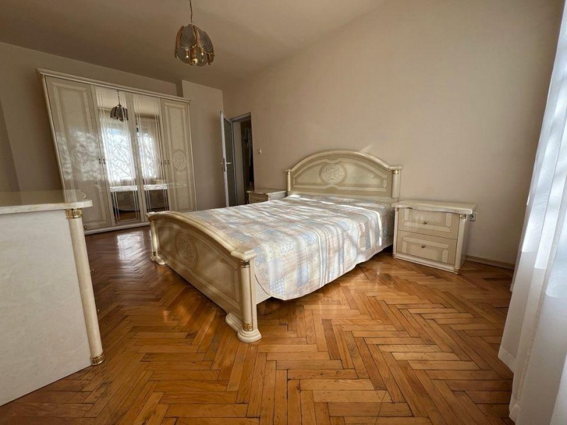 De inchiriat  1 dormitor Sofia , Iztoc , 80 mp | 71401994 - imagine [5]