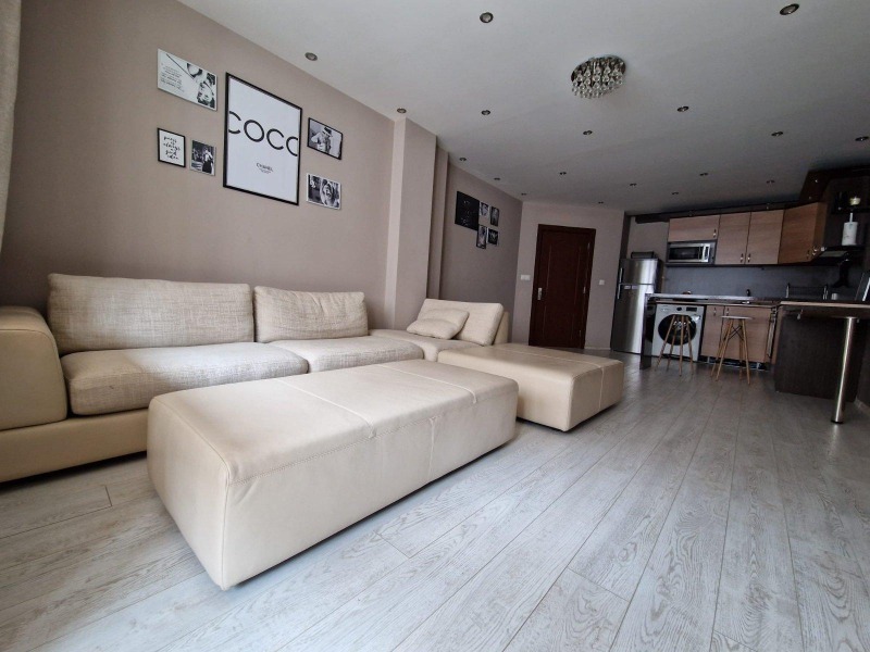 Дава под нем  2-стаен, град София, Хладилника •  680 EUR • ID 10704761 — holmes.bg - [1] 