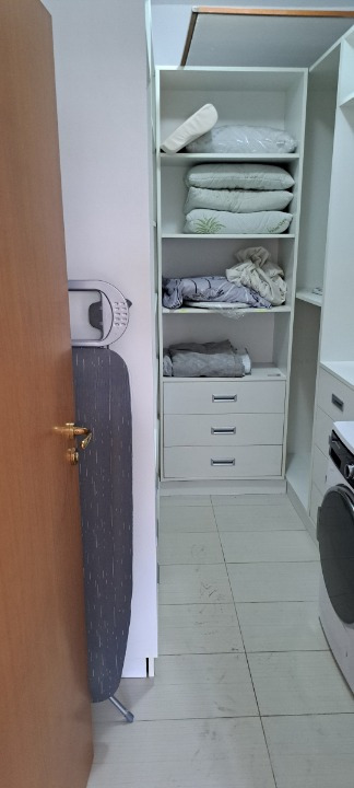 Издаје се  2 спаваће собе Софија , Центар , 130 м2 | 37734648 - слика [14]
