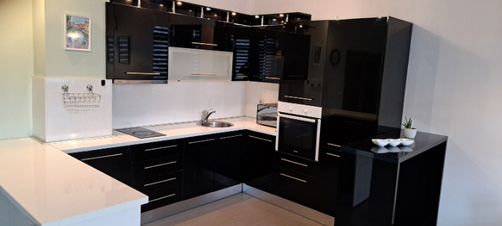 Издаје се  2 спаваће собе Софија , Центар , 130 м2 | 37734648 - слика [11]