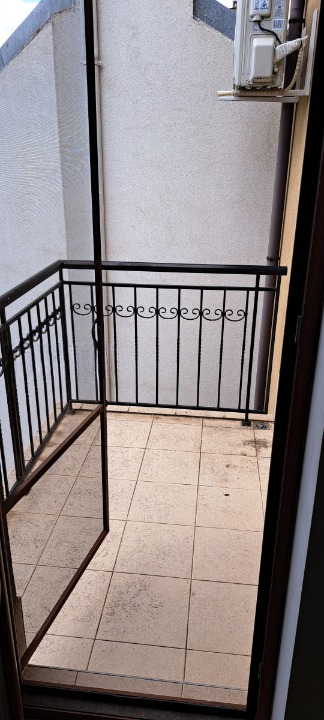 Издаје се  2 спаваће собе Софија , Центар , 130 м2 | 37734648 - слика [4]