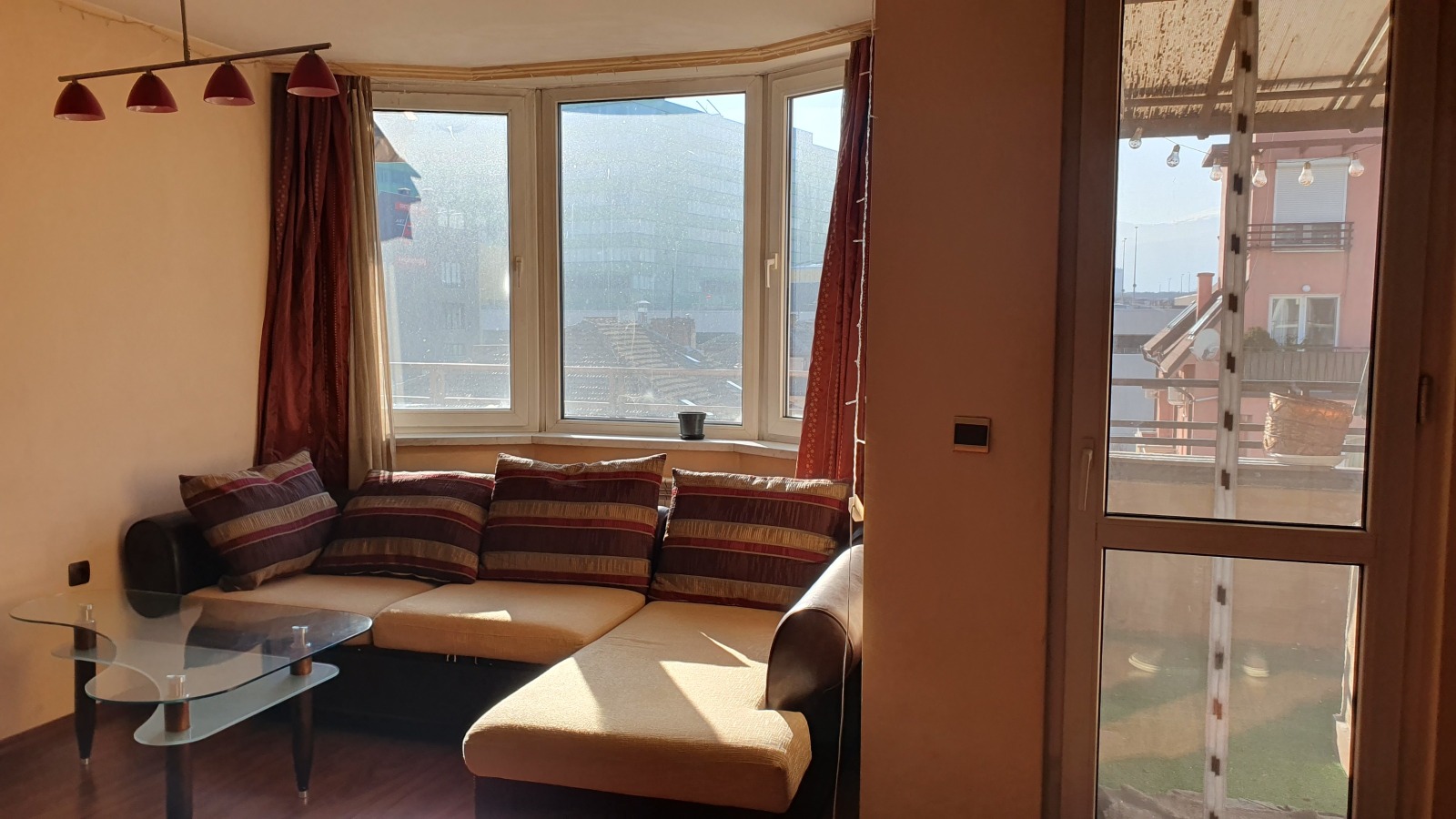 Дава под наем 2-СТАЕН, гр. София, Оборище