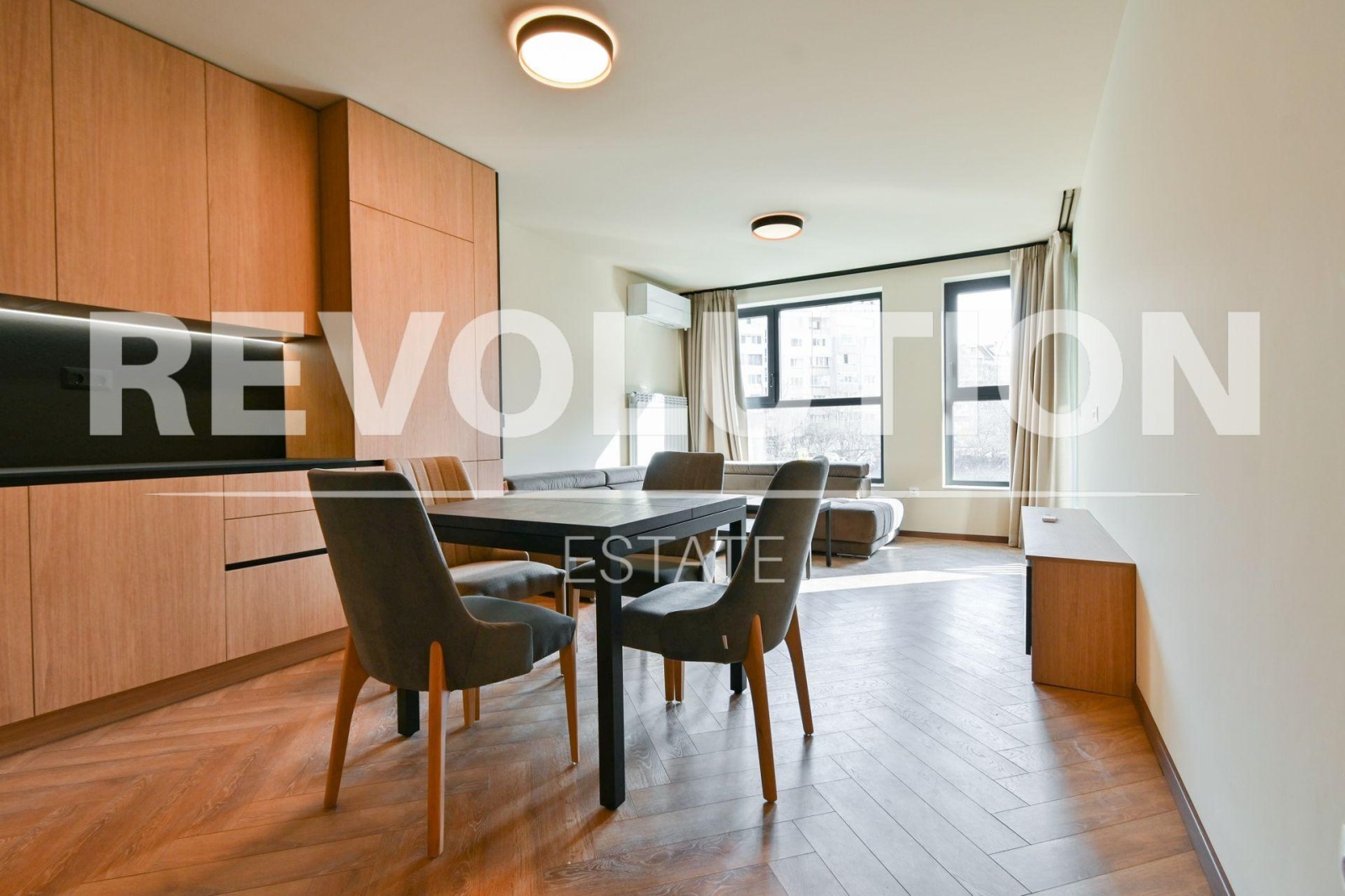 Дава под наем 3-СТАЕН, гр. София, Зона Б-5, снимка 2 - Апартаменти - 53910592