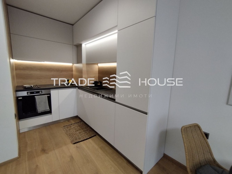 Zu vermieten  1 Schlafzimmer Plowdiw , Kjutschuk Parisch , 68 qm | 37118816 - Bild [4]