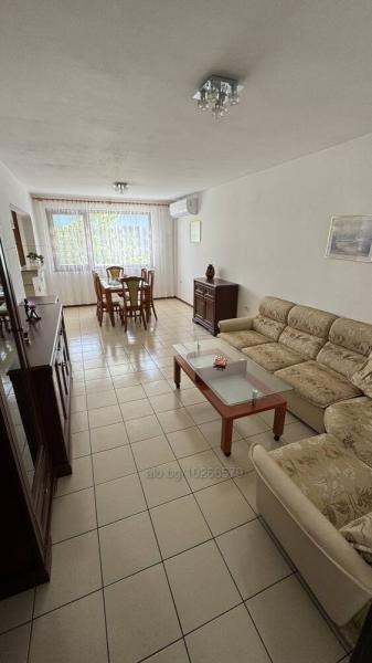 A louer  3+ chambres Bourgas , Vazrajdane , 100 m² | 33960825