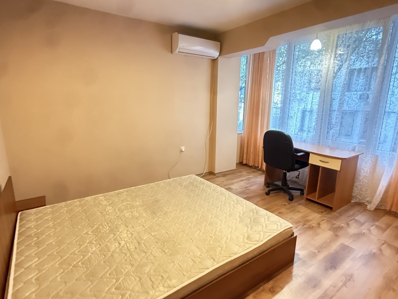 Do wynajęcia  2 sypialnie Burgas , Wazrażdane , 70 mkw | 44193998 - obraz [5]