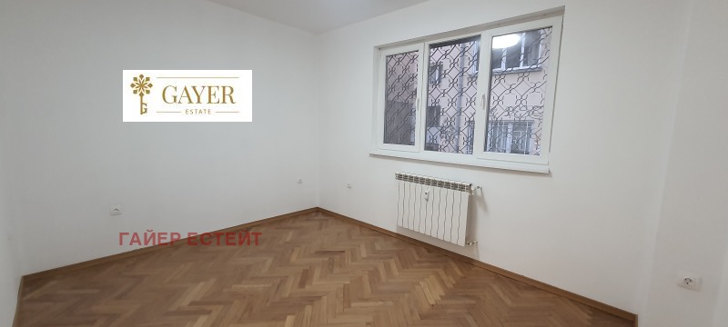 Дава под наем 3-СТАЕН, гр. София, Център, снимка 3 - Апартаменти - 53363805