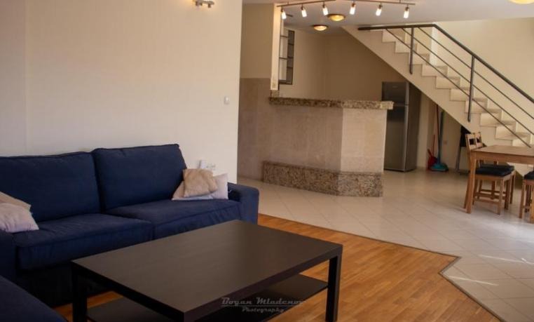 Para alugar  Casinha Sofia , Centar , 146 m² | 89457005 - imagem [2]