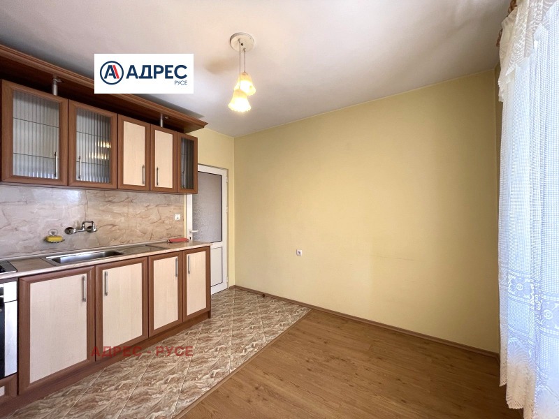 Do wynajęcia  2 sypialnie Ruse , Szirok centar , 100 mkw | 41468837 - obraz [2]