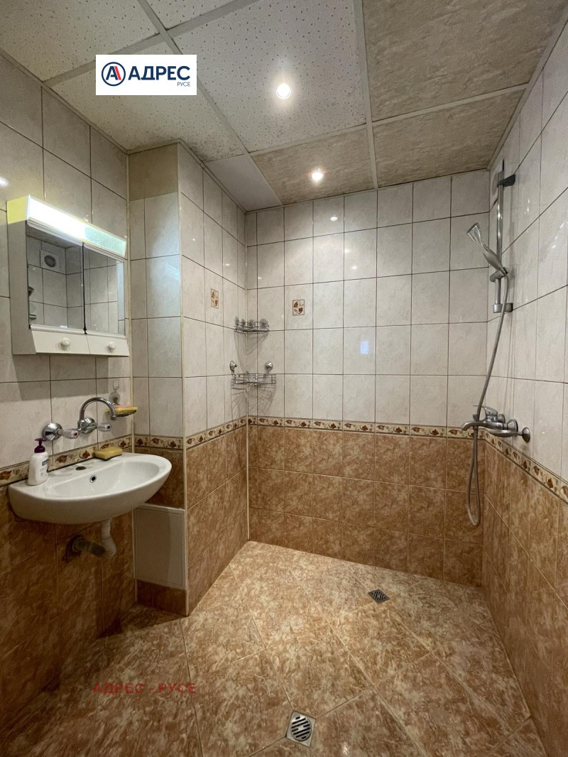 Do wynajęcia  2 sypialnie Ruse , Szirok centar , 100 mkw | 41468837 - obraz [10]