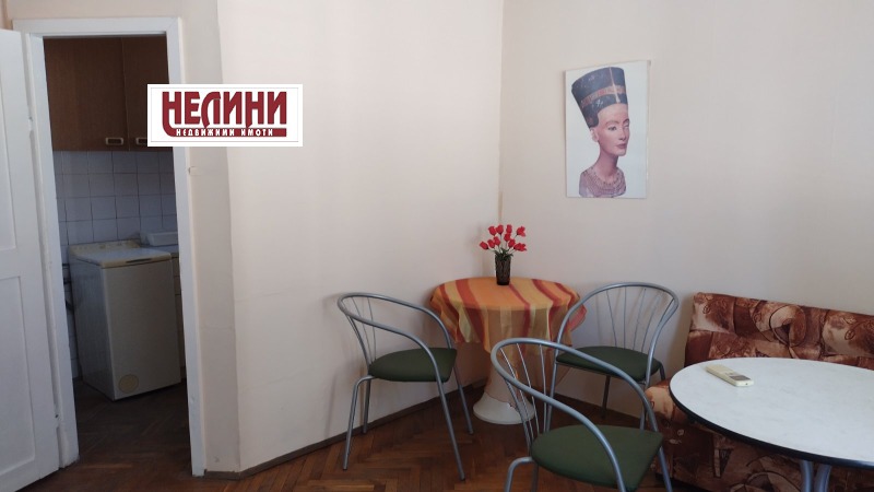 Дава под наем  3-стаен град Русе , Център , 90 кв.м | 62339814