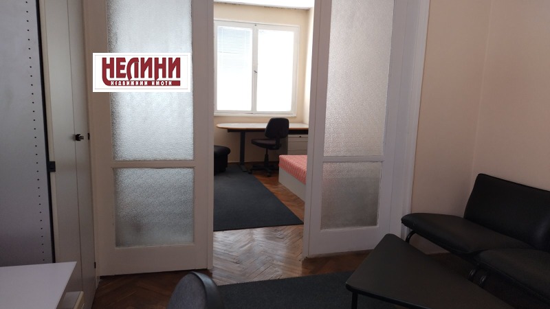 Дава под наем  3-стаен град Русе , Център , 90 кв.м | 62339814 - изображение [4]