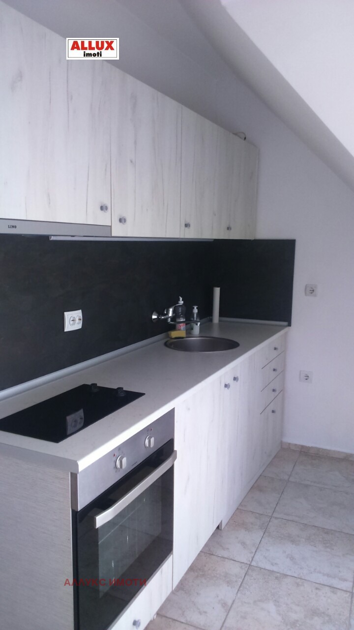 Te huur  Studio Ruse , Tsentar , 57 m² | 97281264