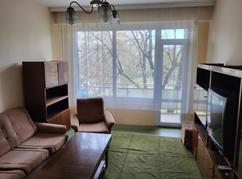 Para alugar  1 quarto Plovdiv , Hristo Smirnenski , 65 m² | 94705770