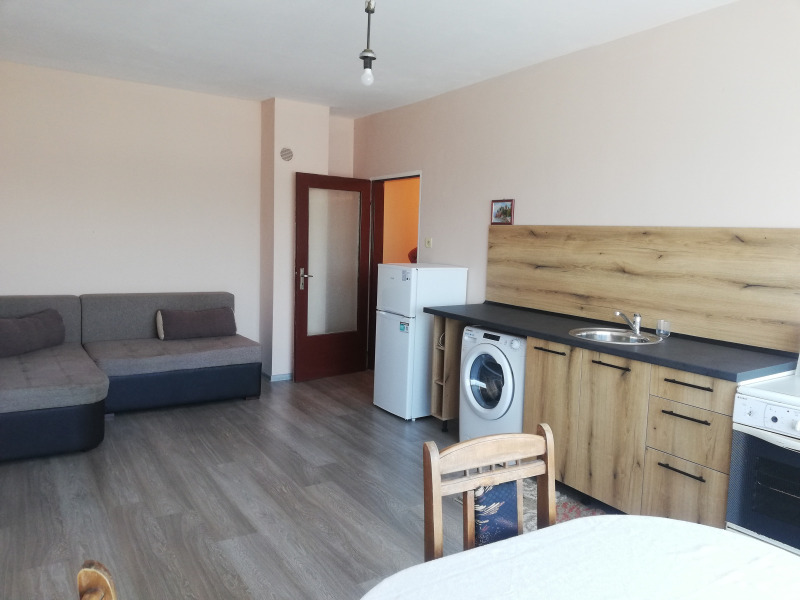 Издаје се  1 спаваћа соба Перник , Изток , 74 м2 | 60646016 - слика [3]