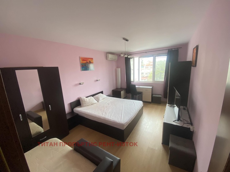 Издаје се  1 спаваћа соба Бургас , Центар , 63 м2 | 48799316 - слика [4]