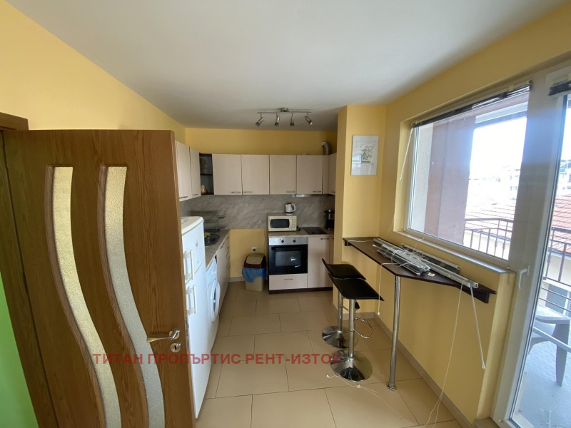 Издаје се  1 спаваћа соба Бургас , Центар , 63 м2 | 48799316 - слика [3]
