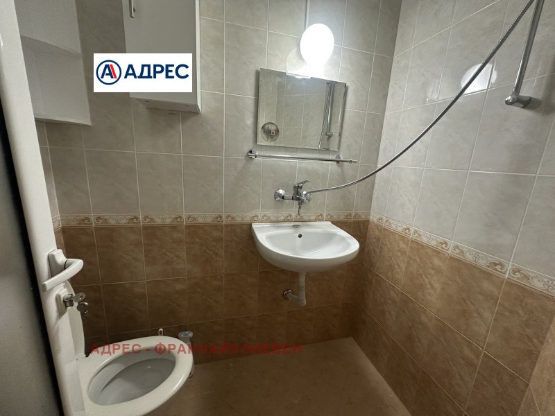 För uthyrning  Studio Pleven , Idealen centar , 32 kvm | 99215760 - bild [5]