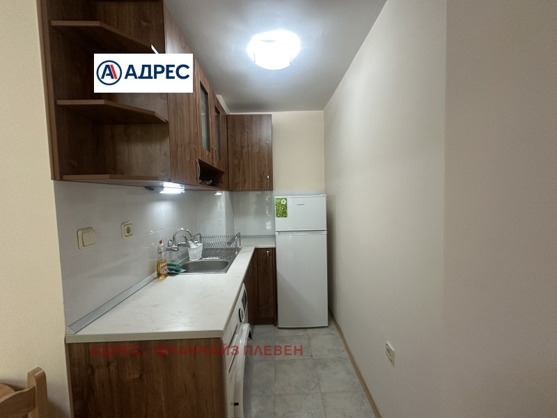 För uthyrning  Studio Pleven , Idealen centar , 32 kvm | 99215760 - bild [3]