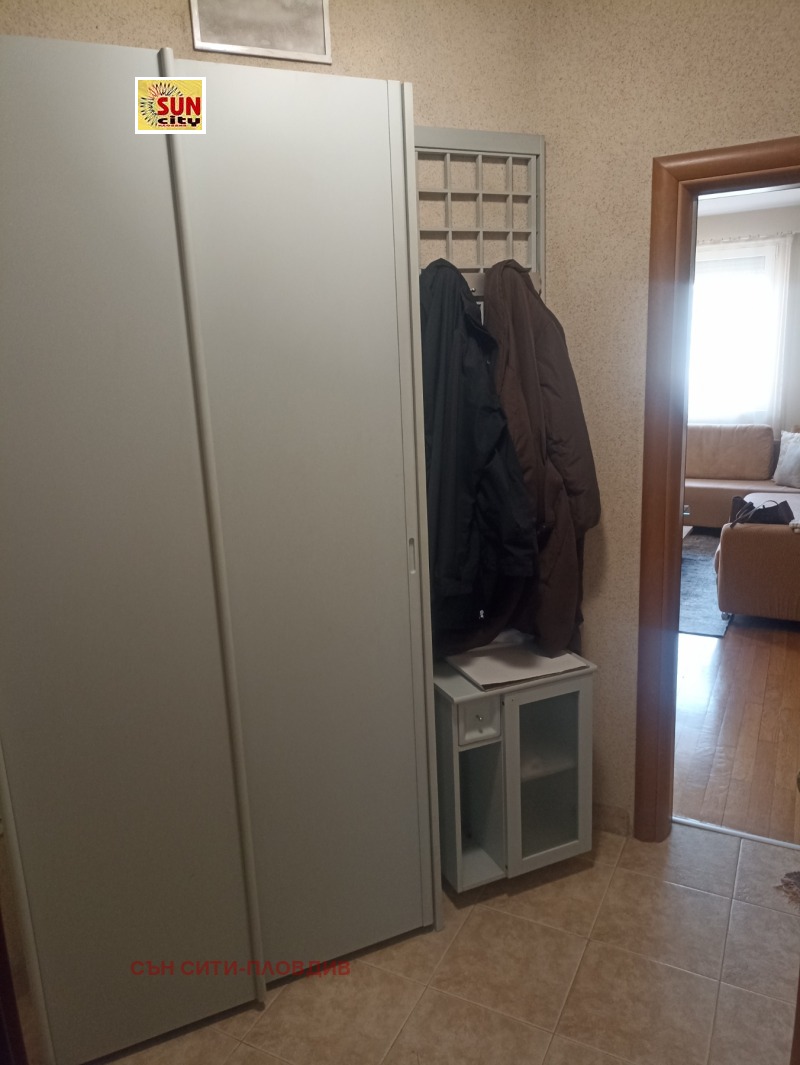 Дава под наем 3-СТАЕН, гр. Пловдив, Център, снимка 12 - Апартаменти - 52802278