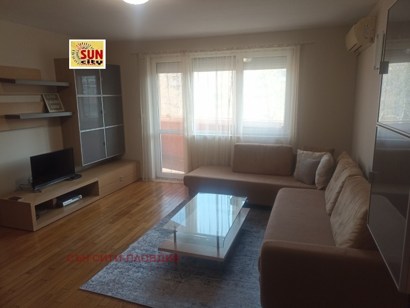 Дава под наем 3-СТАЕН, гр. Пловдив, Център, снимка 2 - Апартаменти - 52802278