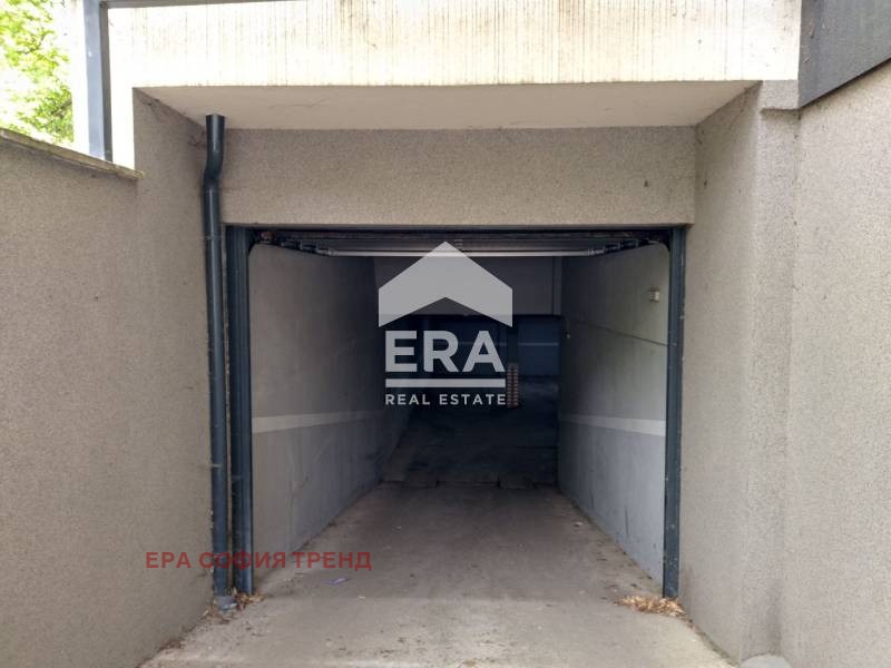 Te huur  Parkeerplaats Sofia , Lozenets , 12 m² | 10939995
