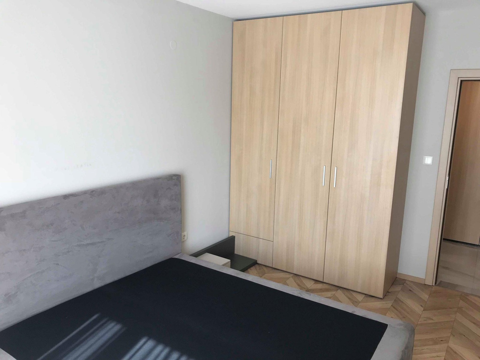 Дава под наем 2-СТАЕН, гр. София, Лозенец, снимка 5 - Апартаменти - 53693807