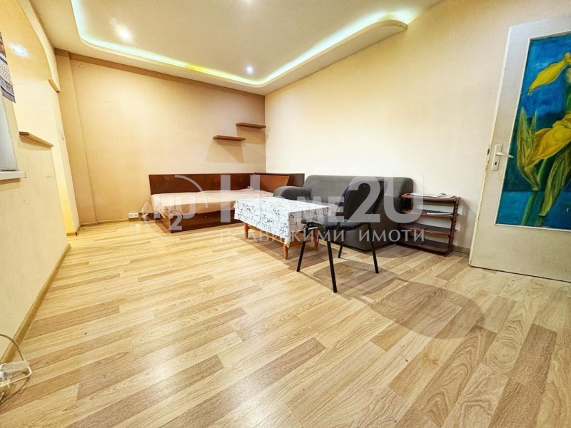 В аренду  Студия Пловдив , Тракия , 38 кв.м | 48705286