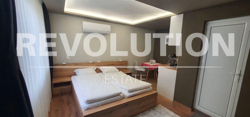 De inchiriat  Studio Varna , Țentâr , 20 mp | 65519242